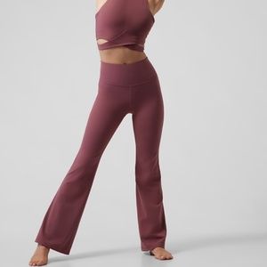 Elation Flare Leggings